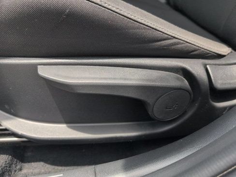 Used 2025 Hyundai Elantra SEL FWD image 14