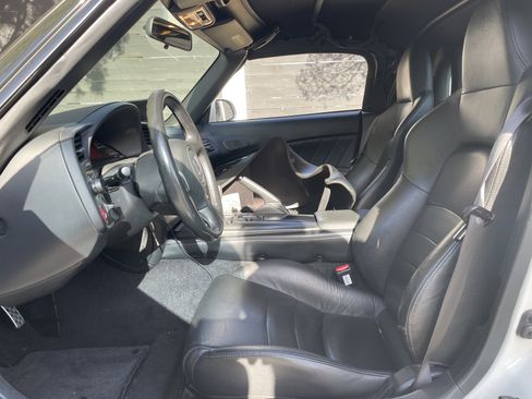 Used 2006 Honda S2000 image 13