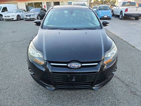 Used 2012 Ford Focus Titanium FWD image 6