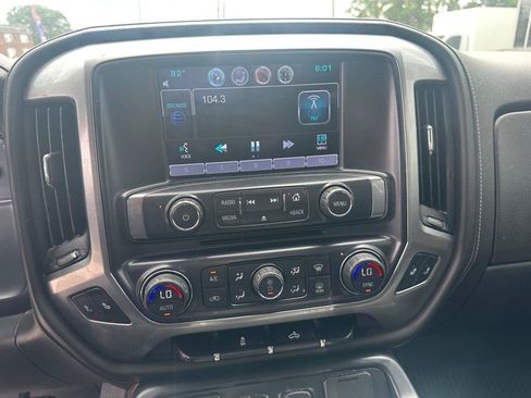 Used 2015 Chevrolet Silverado 1500 LTZ RWD image 18