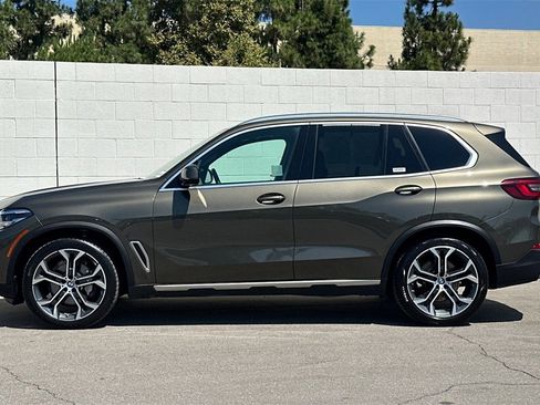 Used 2022 BMW X5 sDrive40i w/ Parking Assistance Package image 9