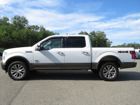Used 2017 Ford F150 King Ranch w/ Equipment Group 601A Luxury AWD/4WD image 8