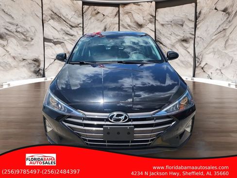 Used 2020 Hyundai Elantra SEL FWD image 2