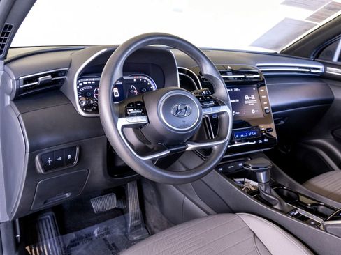 Used 2024 Hyundai Santa Cruz SEL image 17