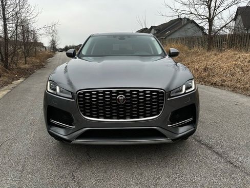 Used 2023 Jaguar F-PACE image 3