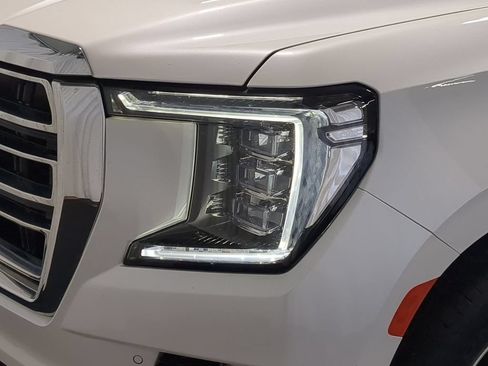 Used 2023 GMC Yukon SLT w/ SLT Premium Package AWD/4WD image 14
