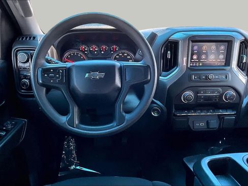 Used 2022 Chevrolet Silverado 1500 Custom Trail Boss AWD/4WD image 6