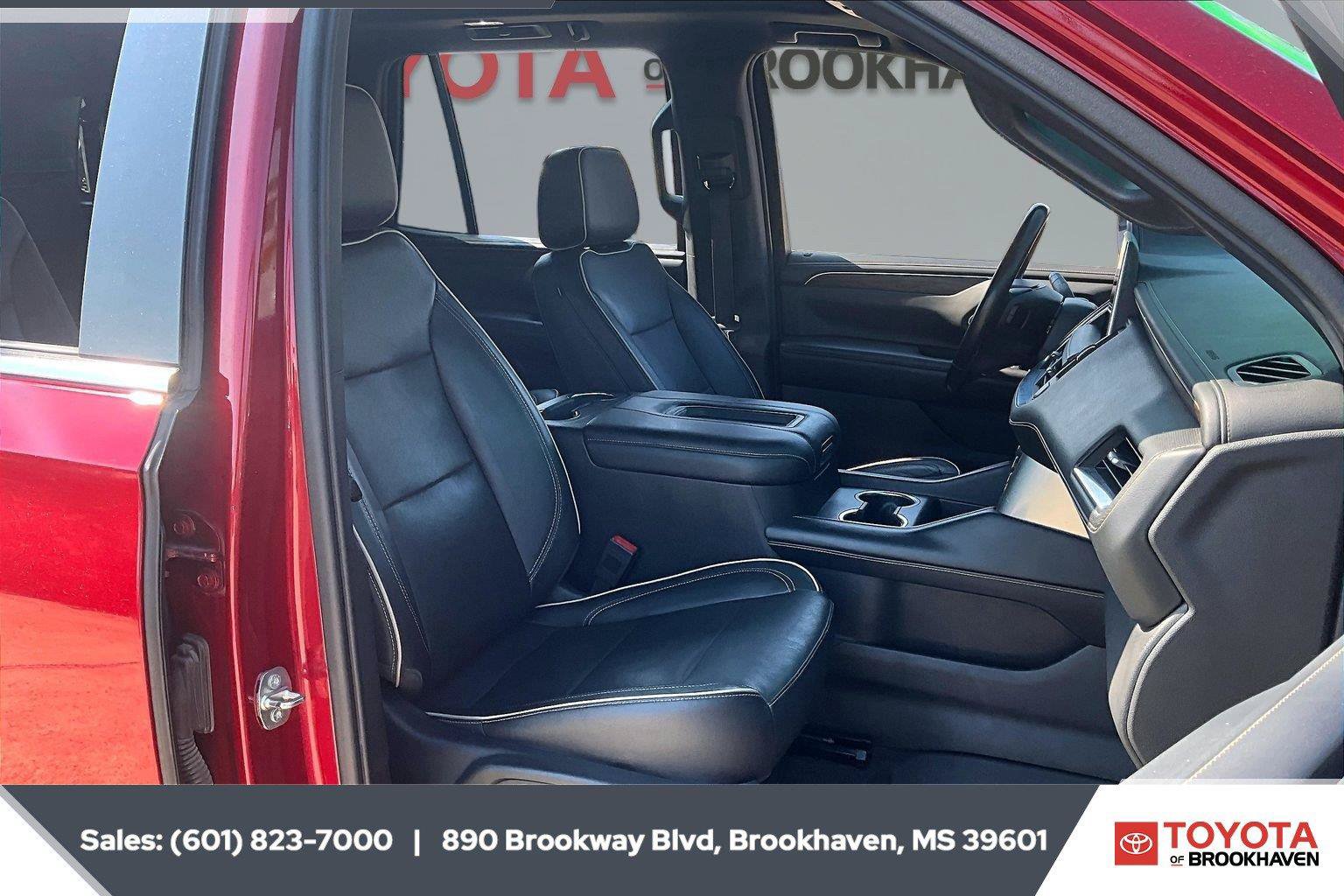 Used 2021 Chevrolet Tahoe Premier w/ Premium Package RWD image 6