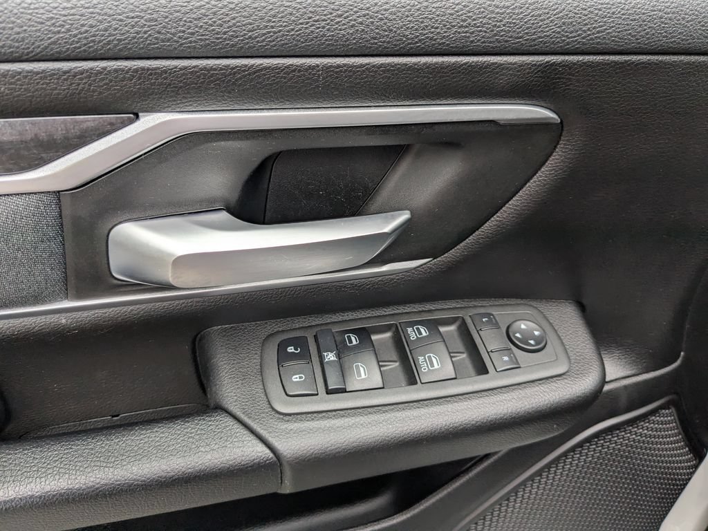 Used 2022 RAM 1500 Big Horn RWD image 27