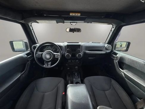 Used 2016 Jeep Wrangler Unlimited Sport AWD/4WD image 9