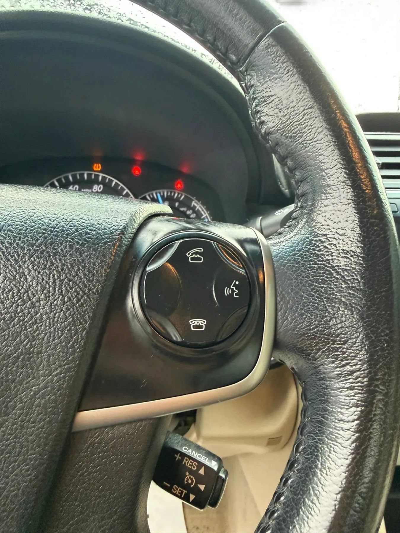 Used 2012 Toyota Camry XLE w/ Leather Pkg FWD image 18
