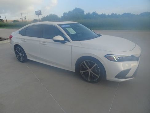 Certified 2024 Honda Civic Touring image 3