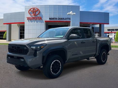 Used 2026 Toyota Tacoma TRD Off-Road AWD/4WD image 4
