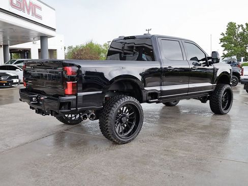 Used 2025 Ford F350 Platinum w/ Platinum Plus Package image 6