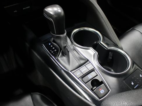 Used 2020 Toyota Camry XSE w/ 4 Season Floor Mat Package FWD image 16
