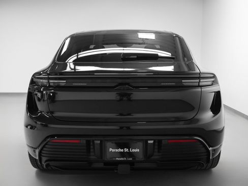 New 2025 Porsche Macan Turbo Electric image 11