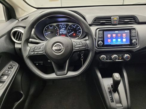 Used 2025 Nissan Versa S FWD image 22