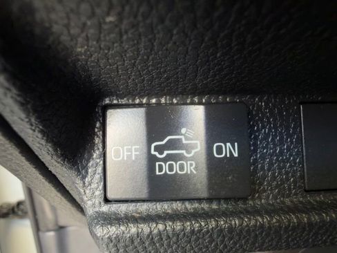 Used 2024 Toyota Tacoma SR RWD image 25