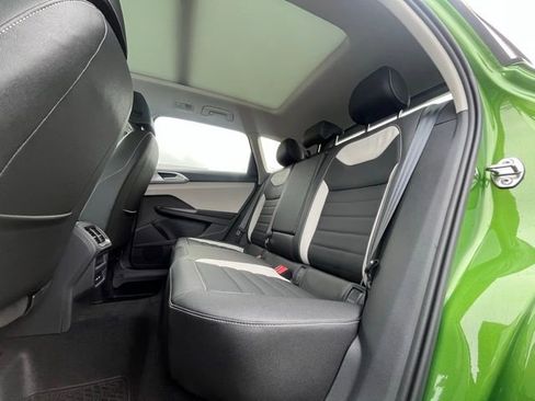 New 2026 Volkswagen Taos SEL image 12