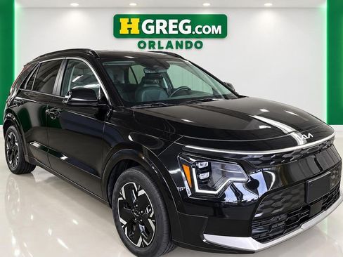 Used 2023 Kia Niro Wave FWD image 4