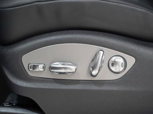 New 2026 Porsche Macan S image 24