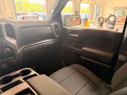 Used 2021 Chevrolet Silverado 1500 Custom AWD/4WD image 20