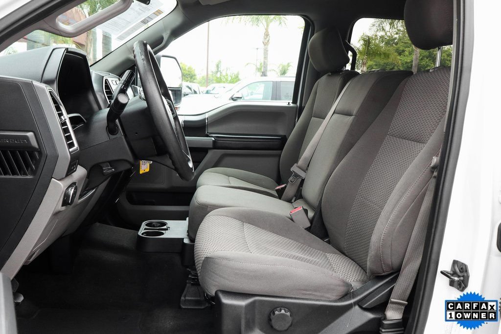 Used 2017 Ford F550 2WD Crew Cab Super Duty image 17