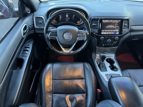 Used 2020 Jeep Grand Cherokee Limited w/ Luxury Group II image 16