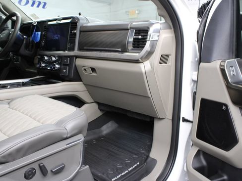 Used 2026 Ford F350 Platinum w/ Platinum Plus Package AWD/4WD image 50