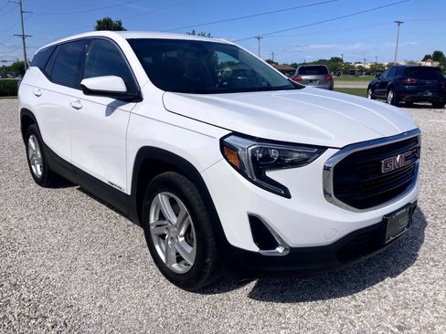 Used 2018 GMC Terrain SLE FWD image 4