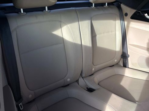 Used 2014 Volkswagen Beetle 1.8T image 12