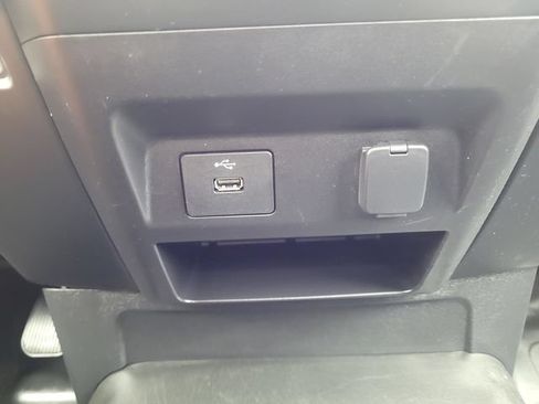 Used 2020 Ford F150 XL w/ Equipment Group 101A Mid RWD image 18