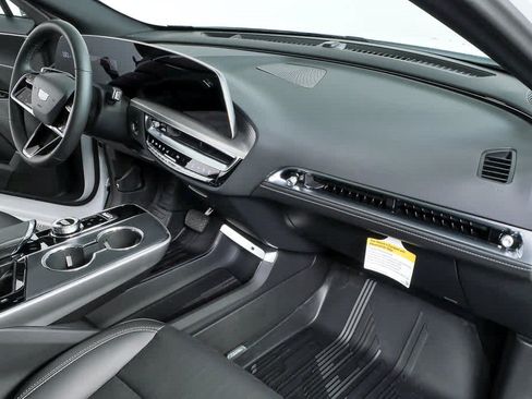 Certified 2025 Cadillac Lyriq Luxury w/ LPO, Floor Liner Package AWD/4WD image 23