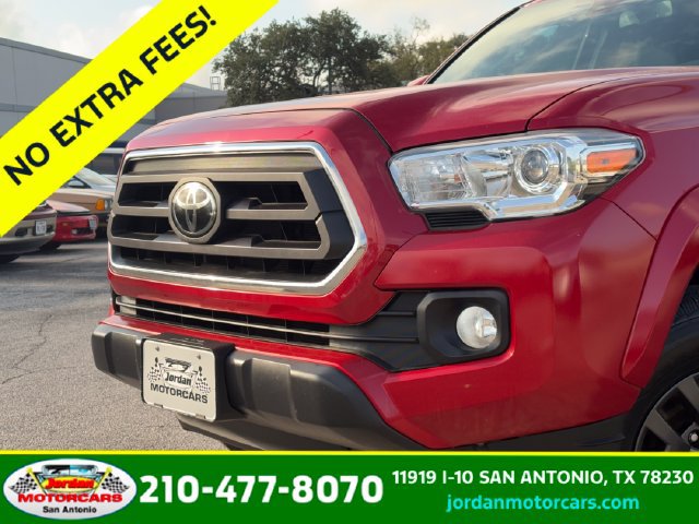 Used 2022 Toyota Tacoma SR5 RWD image 3