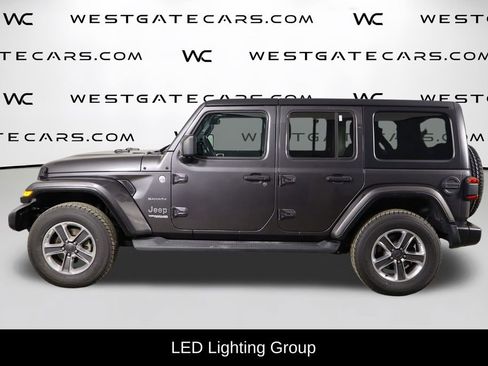 Used 2021 Jeep Wrangler Unlimited Sahara w/ Dual Top Group AWD/4WD image 5