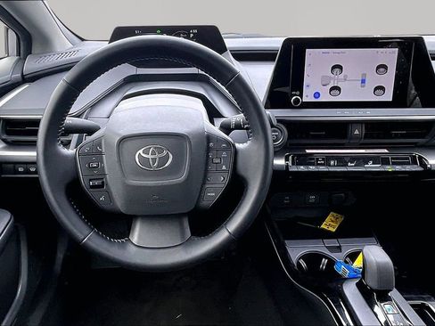 Used 2023 Toyota Prius LE image 10