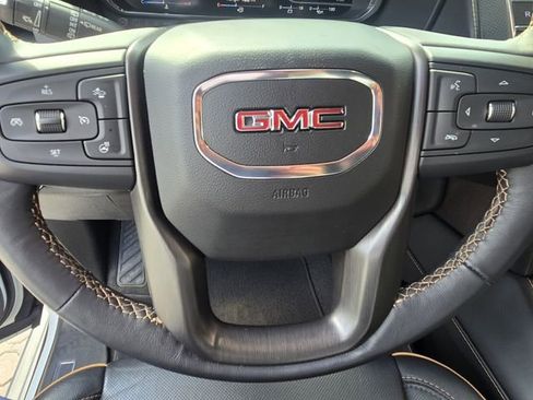 Used 2022 GMC Yukon AT4 image 28