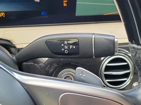 Used 2020 Mercedes-Benz S 560 Sedan image 33