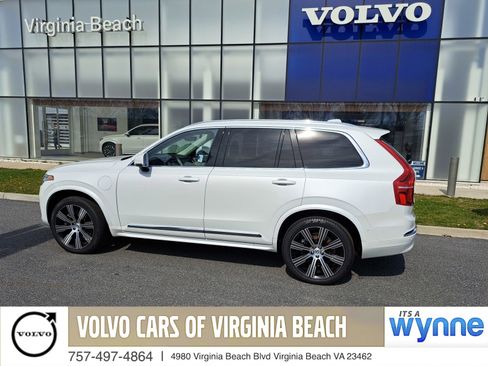 New 2025 Volvo XC90 T8 Plus w/ Protection Package Premier image 1