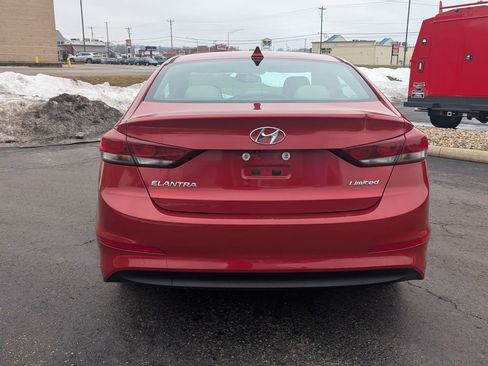 Used 2017 Hyundai Elantra Limited image 6