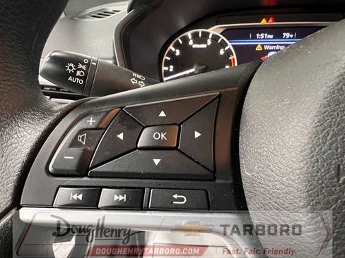Used 2025 Nissan Altima 2.5 SV FWD image 50