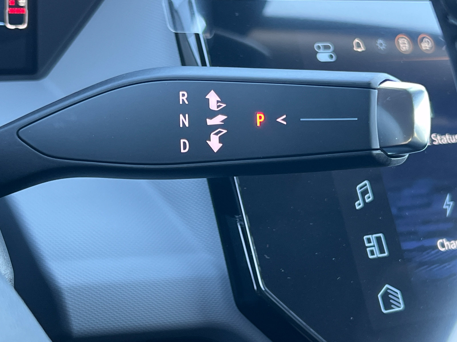 New 2027 Chevrolet Bolt LT w/ Comfort Package FWD image 24