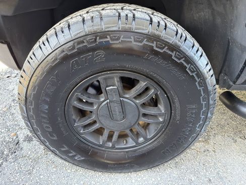 Used 2006 HUMMER H3 image 27