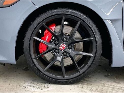 Used 2024 Honda Civic Type R image 10