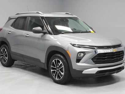 Used 2025 Chevrolet TrailBlazer LT w/ LT Cold Weather Package