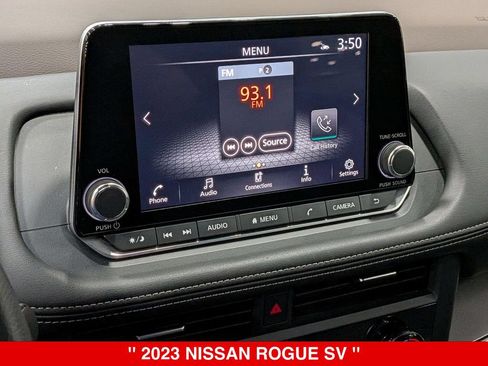 Used 2023 Nissan Rogue SV AWD/4WD image 24