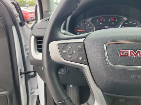 Used 2024 GMC Terrain SLT FWD image 17