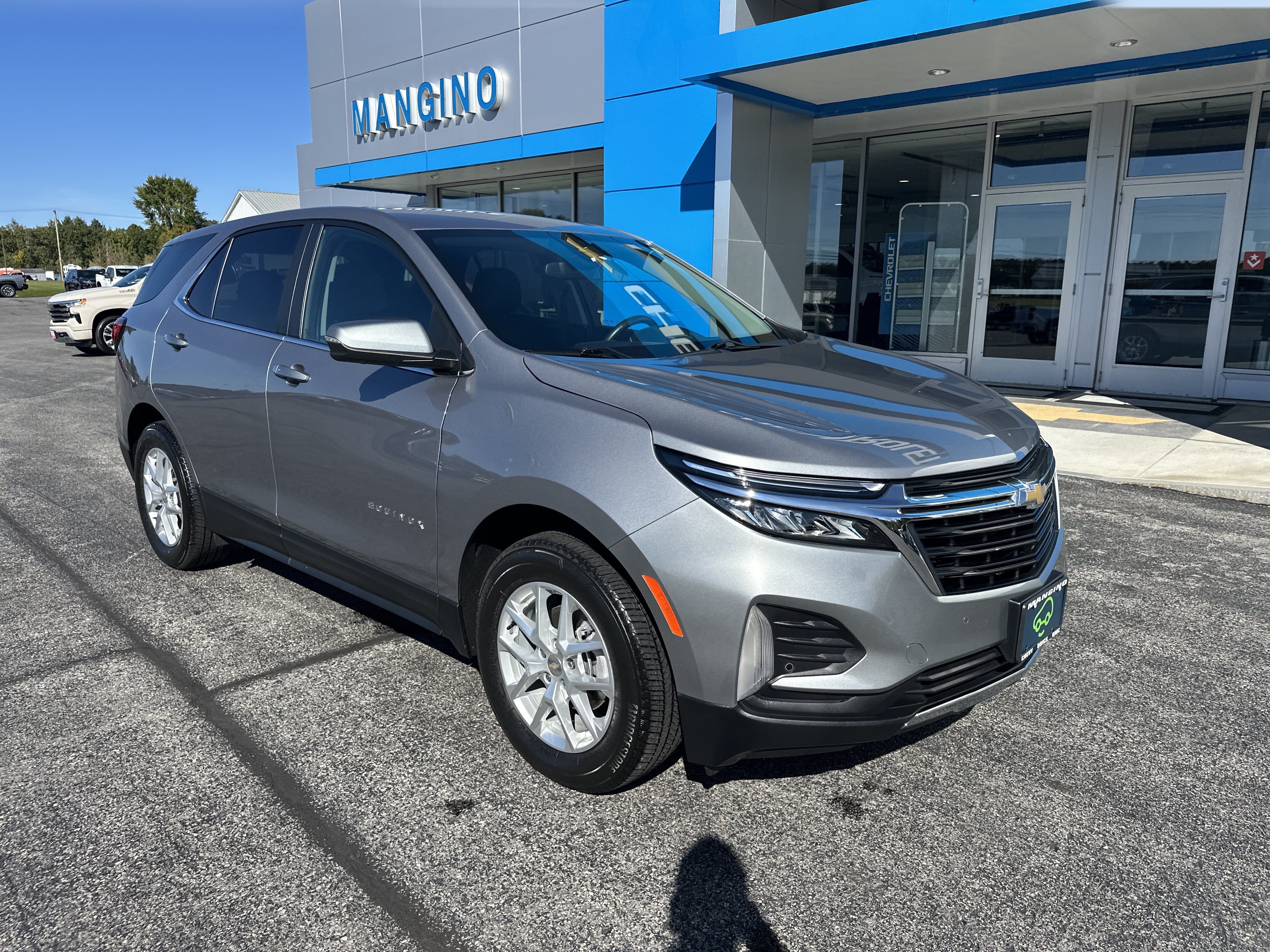 Certified 2024 Chevrolet Equinox LT AWD/4WD image 2