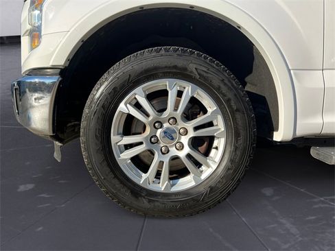 Used 2015 Ford F150 Lariat w/ Equipment Group 501A Mid image 14