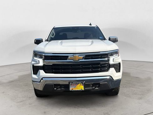 Used 2024 Chevrolet Silverado 1500 LT AWD/4WD image 8